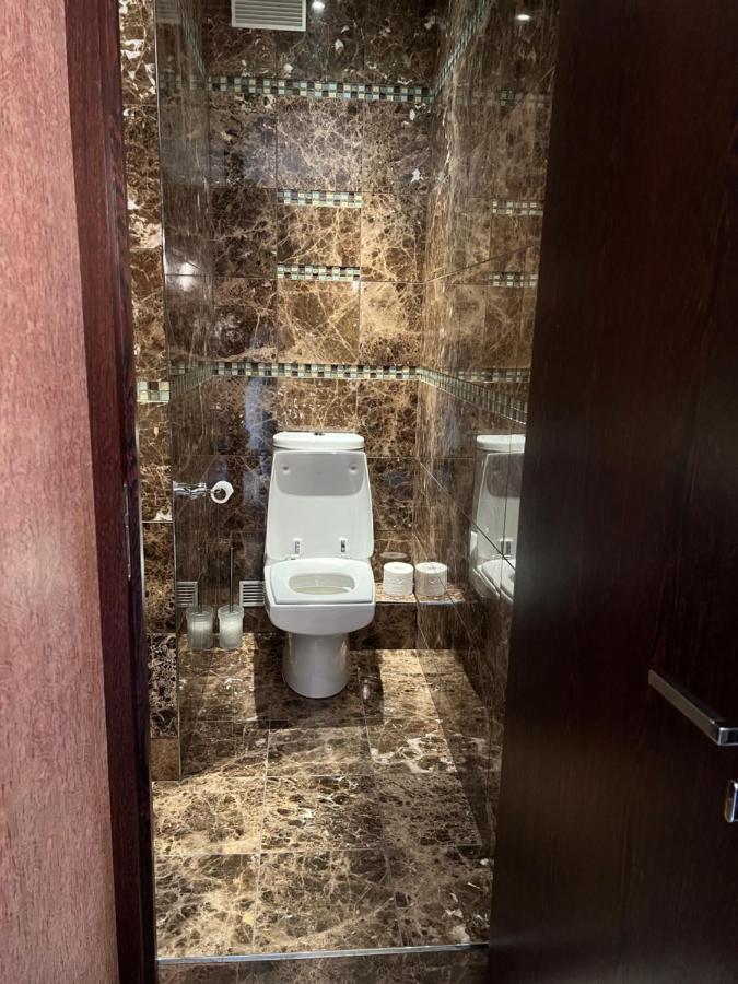 Studio Dans Le Quartier Luxe Neuilly-sur-Seine Luaran gambar