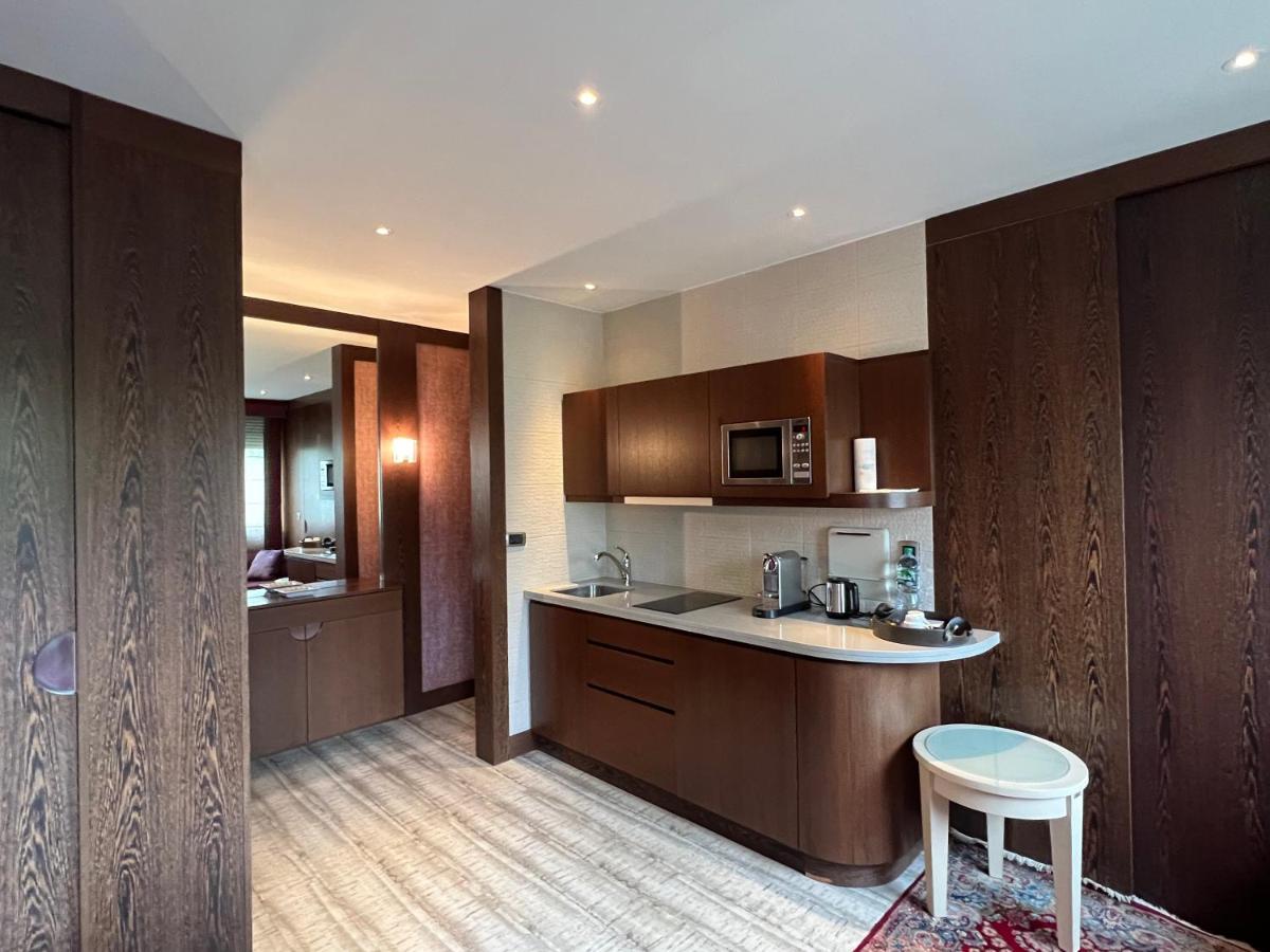 Studio Dans Le Quartier Luxe Neuilly-sur-Seine Luaran gambar