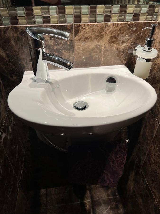 Studio Dans Le Quartier Luxe Neuilly-sur-Seine Luaran gambar
