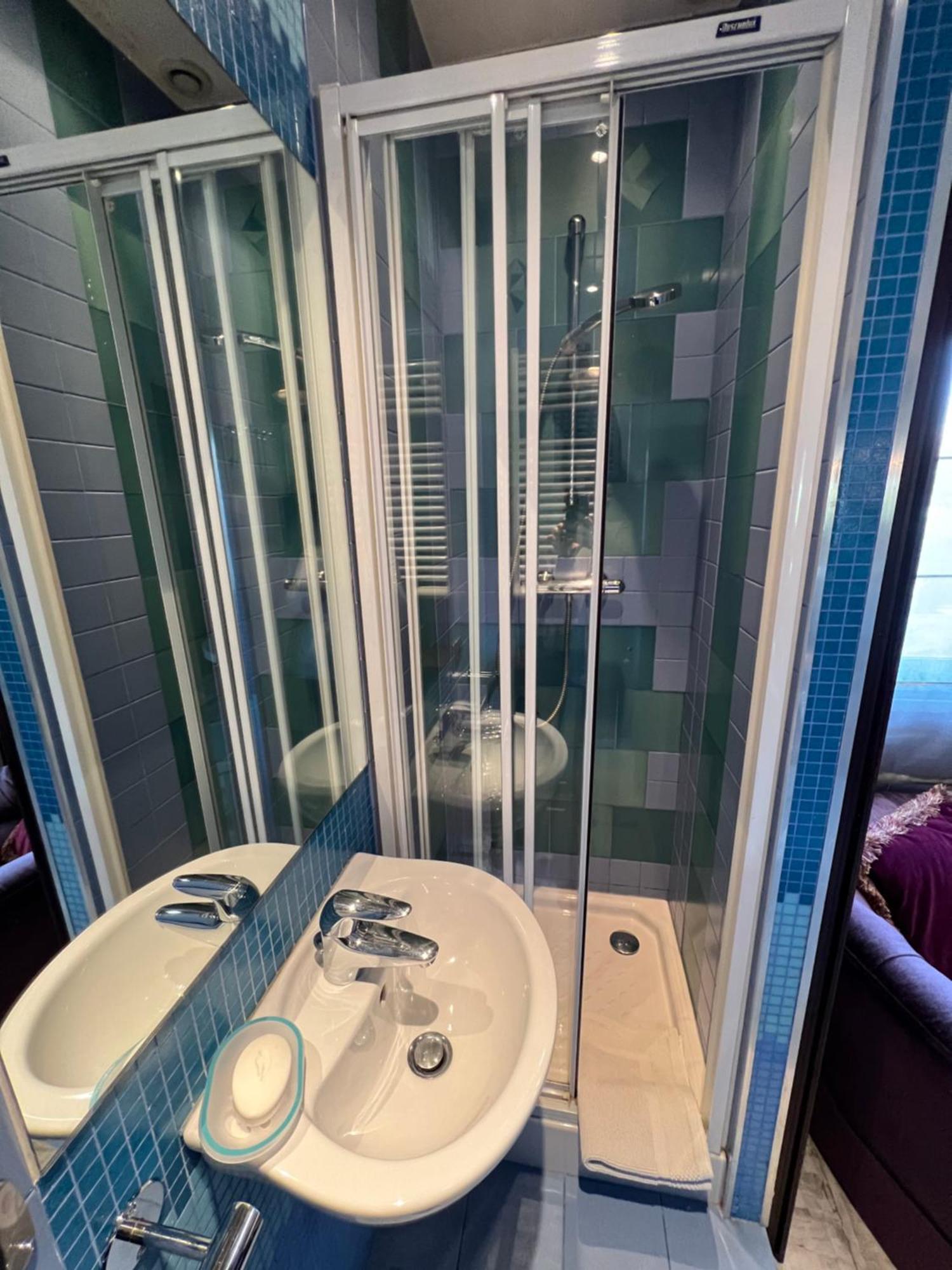 Studio Dans Le Quartier Luxe Neuilly-sur-Seine Luaran gambar