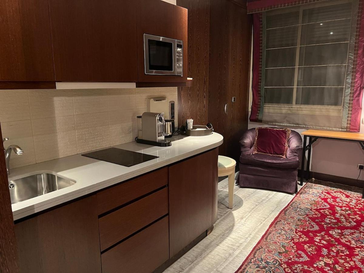 Studio Dans Le Quartier Luxe Neuilly-sur-Seine Luaran gambar